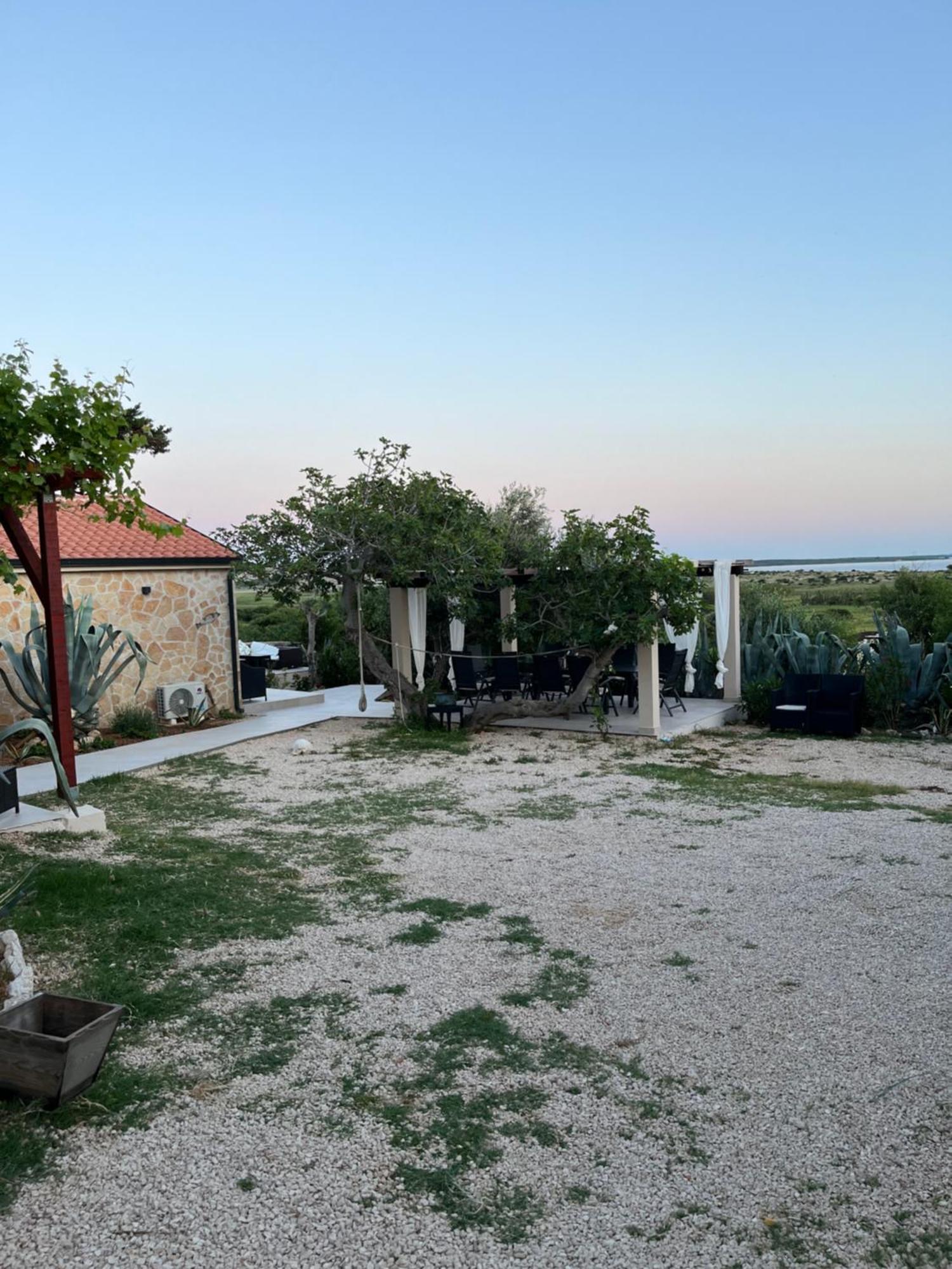 Villa Slatina Near Zrce Beach Novalja Exteriör bild